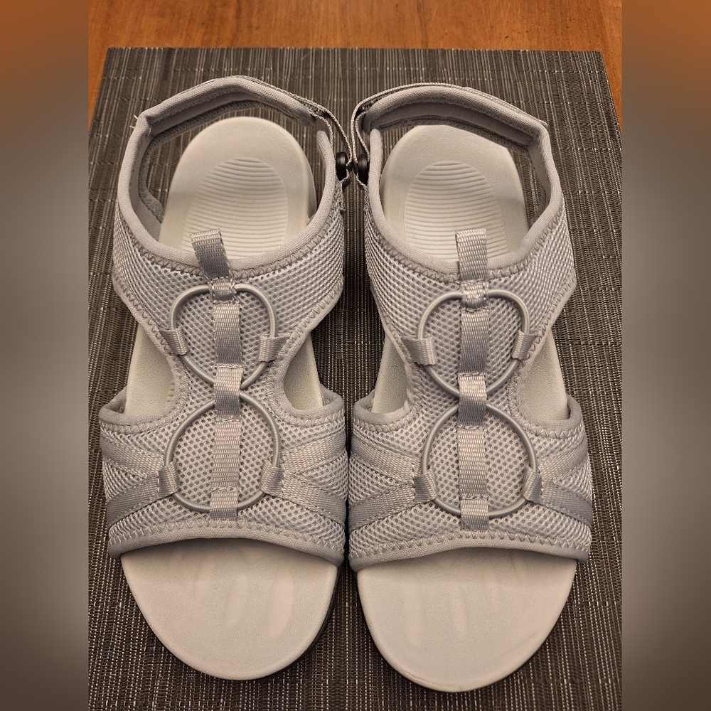 UBFEN Sandals